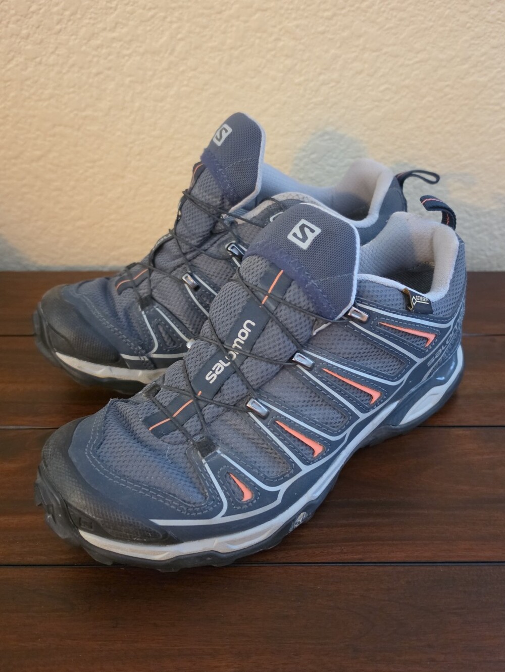 Salomon X Ultra 2 GTX Women's Size 8.5 Waterproof Trail Hiking Shoes EXCELLENT